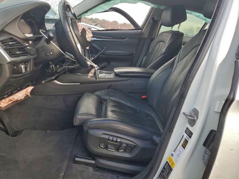 Photo 7 from auction – 2015 BMW X6 XDRIVE3 with VIN 5UXKU2C59F0F95909