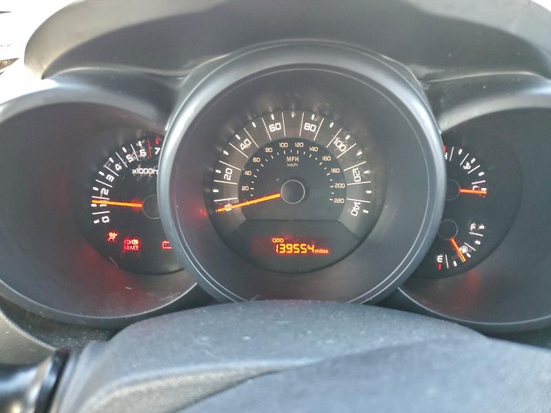 Photo 9 from auction – 2011 KIA SOUL with VIN KNDJT2A17B7299947