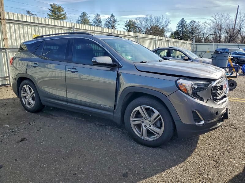 Photo 4 from auction – 2018 GMC TERRAIN SL with VIN 3GKALMEV0JL303876