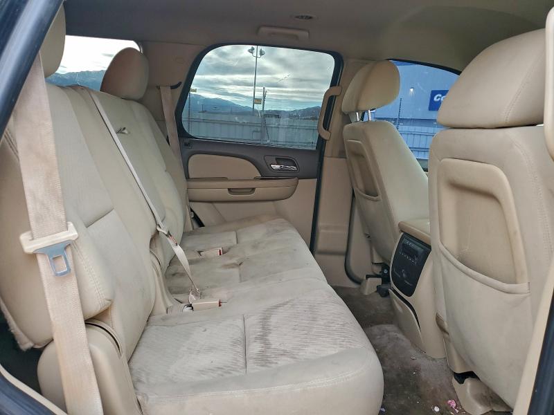 Photo 11 from auction – 2011 CHEVROLET TAHOE with VIN 1GNSKAE0XBR130570