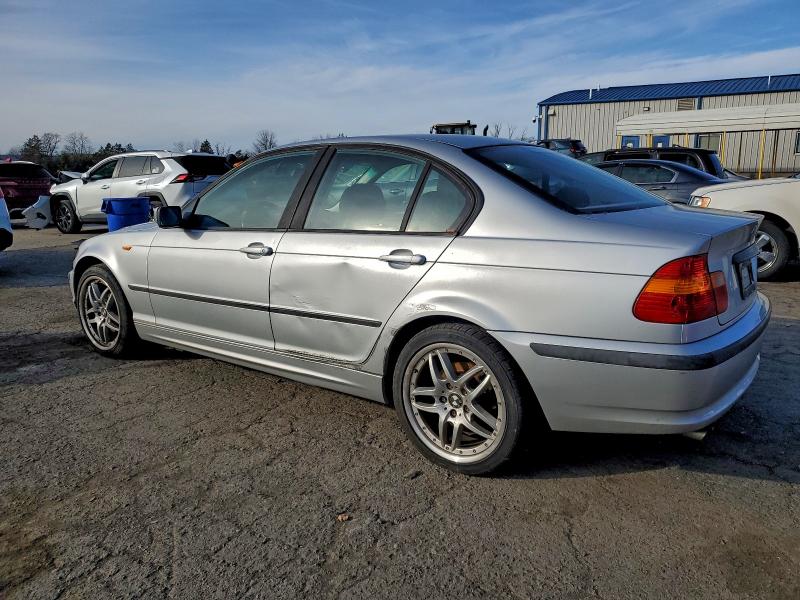 Photo 2 from auction – 2002 BMW 325 I with VIN WBAET374X2NH01500