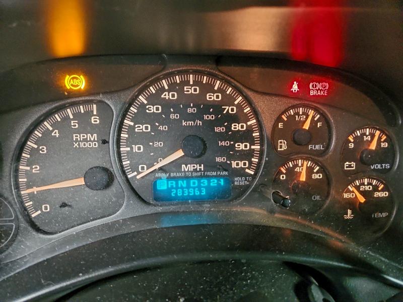 Photo 9 from auction – 2002 CHEVROLET SILVERADO with VIN 2GCEC19T221359065