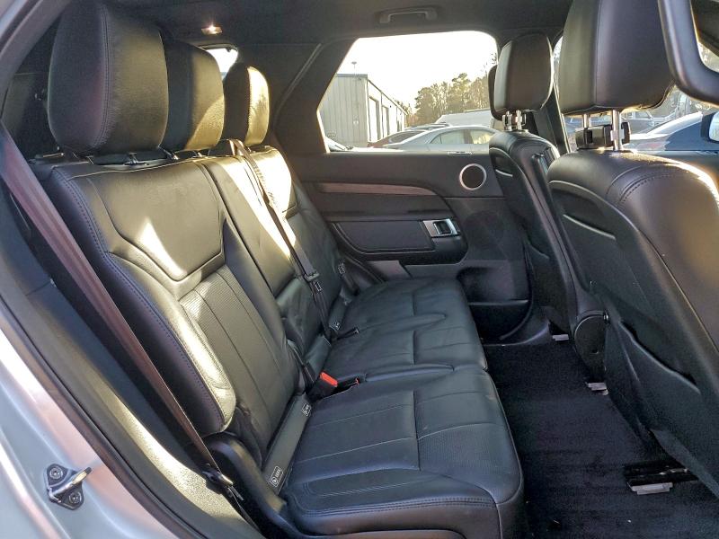 Photo 11 from auction – 2019 LAND ROVER DISCOVERY with VIN SALRR2RV8K2401464