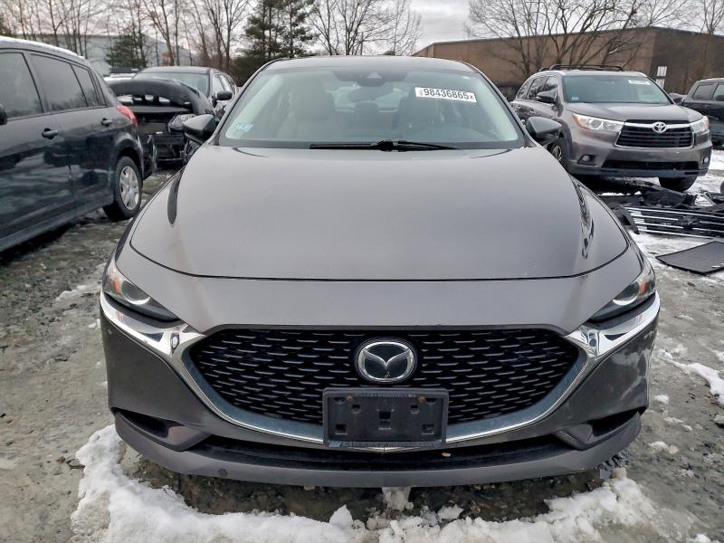 Photo 5 from auction – 2019 MAZDA 3 SELECT with VIN JM1BPBAM5K1118639