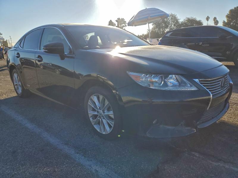 صورة رقم 4 من المزاد - 2015 LEXUS ES 300H مع VIN JTHBW1GG3F2080793