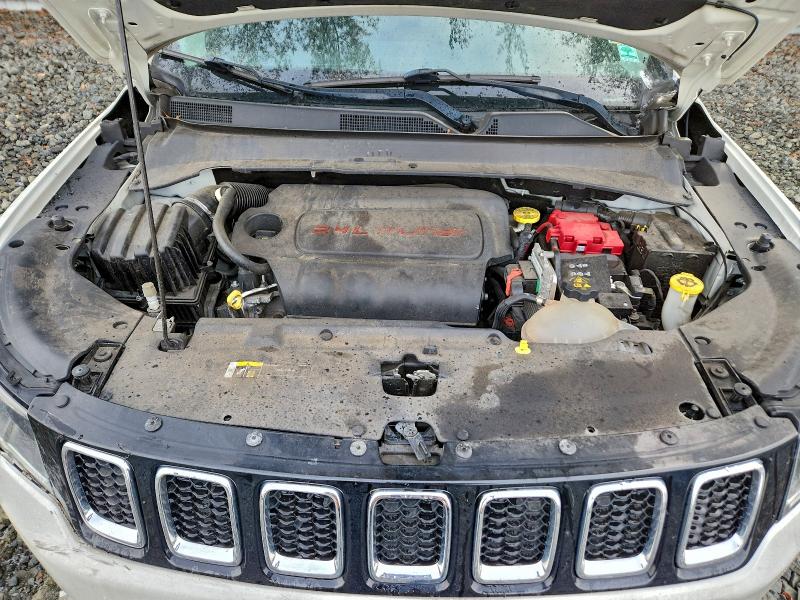 Photo 12 from auction – 2019 JEEP COMPASS with VIN 3C4NJDBB5KT683733