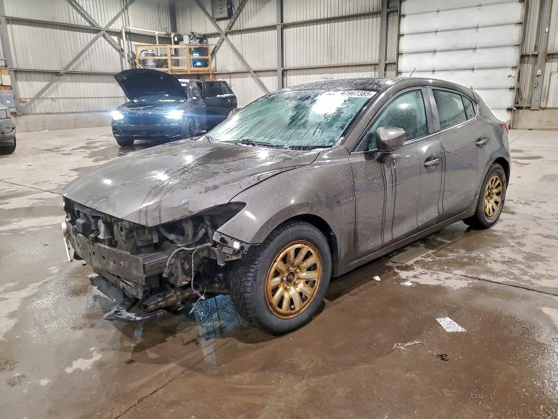 MAZDA 3 TOURING 2014 with VIN JM1BM1L77E1104658 - Photo from auction