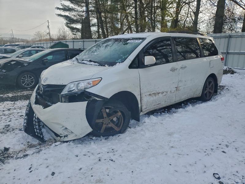 TOYOTA SIENNA XLE 2012 with VIN 5TDDK3DC1CS042891 - Photo from auction