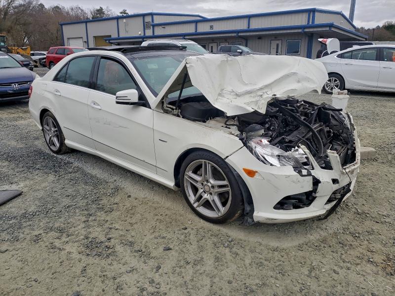 Photo 4 from auction – 2012 MERCEDES-BENZ E with VIN WDDHF5KBXCA545947
