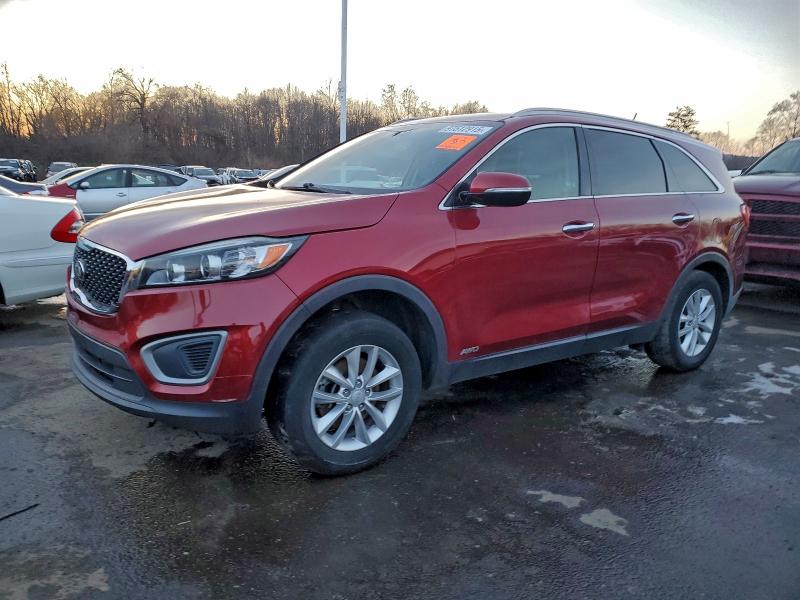 KIA SORENTO 2017 with VIN 5XYPGDA3XHG284267 - Photo from auction