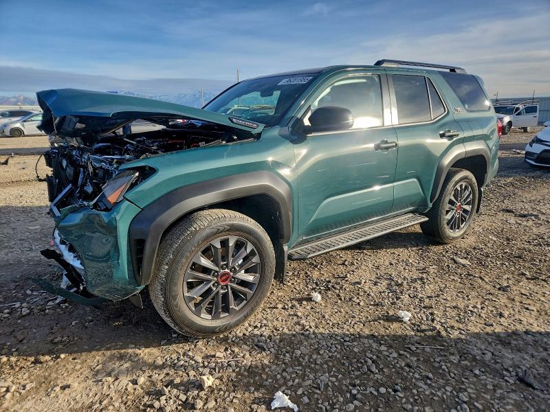 TOYOTA 4RUNNER LI 2025 with VIN JTEVB5BR2S5018056 - Photo from auction