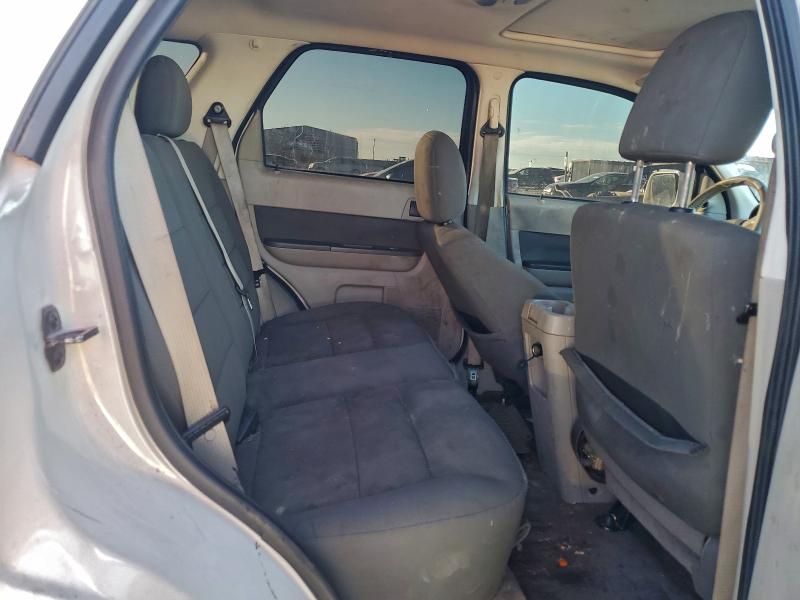 Photo 11 from auction – 2010 FORD ESCAPE XLT with VIN 1FMCU9D76AKA72481