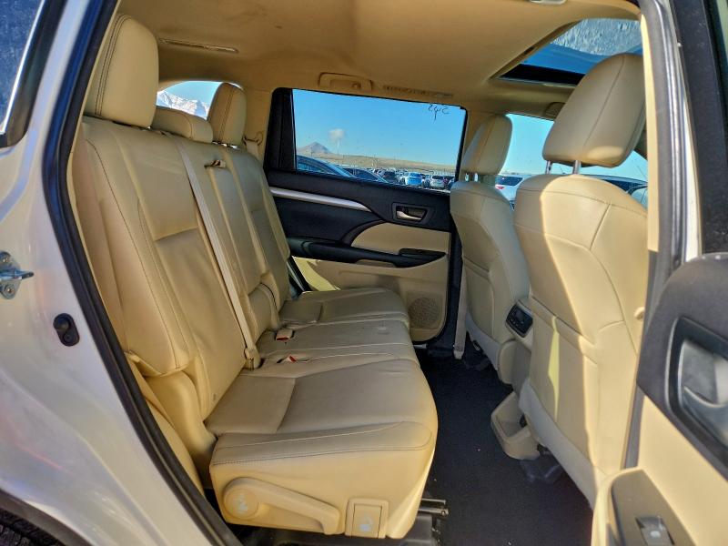Photo 10 from auction – 2015 TOYOTA HIGHLANDER with VIN 5TDJKRFH2FS147328