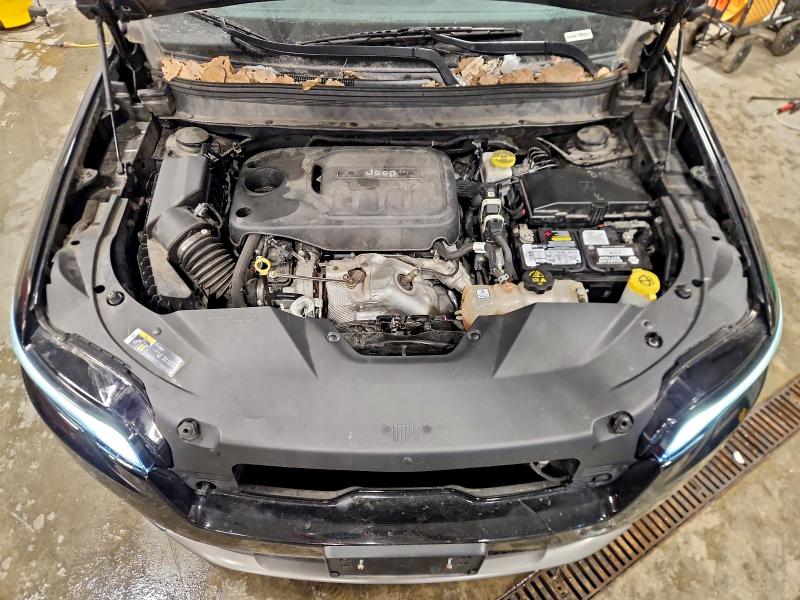 Photo 11 from auction – 2019 JEEP CHEROKEE L with VIN 1C4PJMDNXKD117167