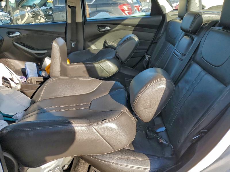 Photo 10 from auction – 2013 FORD FOCUS SE with VIN 1FADP3F23DL223229