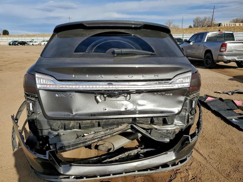Photo 6 from auction – 2017 LINCOLN MKX RESERV with VIN 2LMPJ8LP9HBL26201