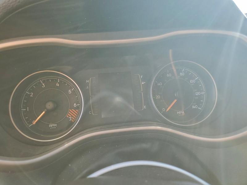 Photo 9 from auction – 2015 JEEP CHEROKEE L with VIN 1C4PJLCB1FW676697