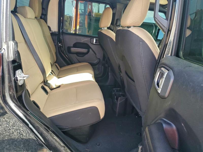 Photo 10 from auction – 2020 JEEP GLADIATOR with VIN 1C6HJTAG4LL108063