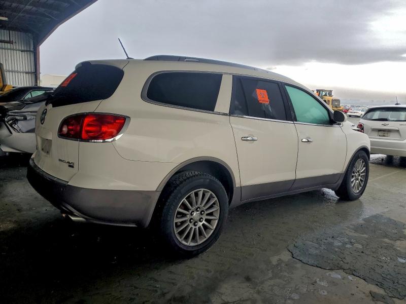 Photo 3 from auction – 2011 BUICK ENCLAVE CX with VIN 5GAKVBED0BJ372678
