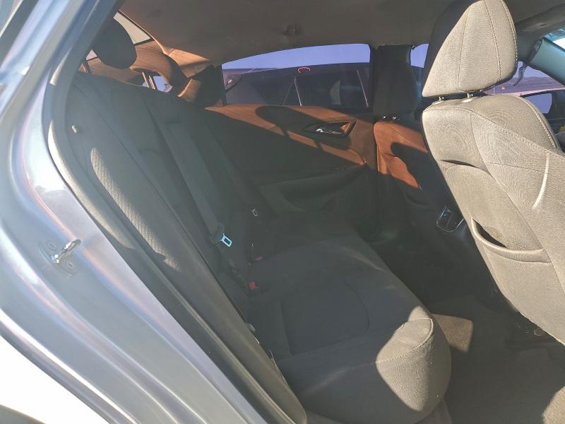 Photo 10 from auction – 2018 CHEVROLET MALIBU LT with VIN 1G1ZD5ST3JF140535