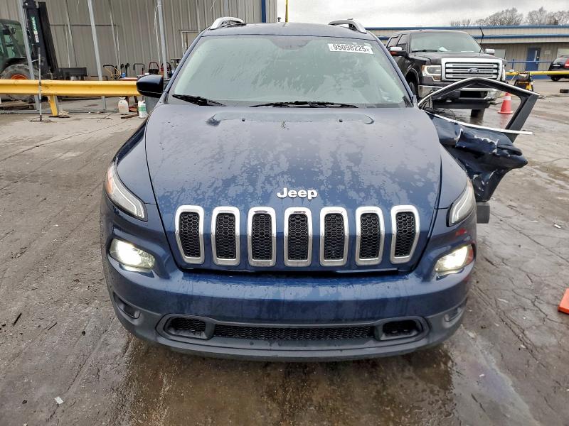 Photo 5 from auction – 2018 JEEP CHEROKEE L with VIN 1C4PJLLB7JD518871