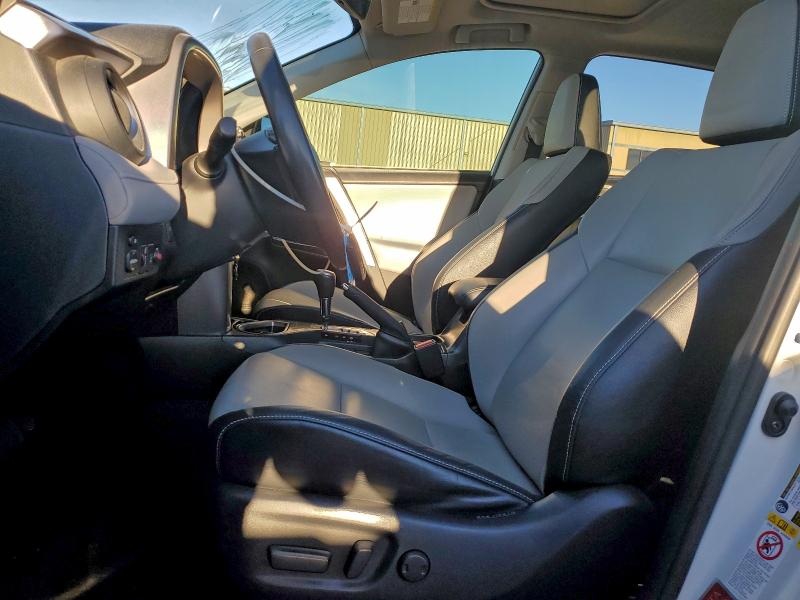 Photo 7 from auction – 2017 TOYOTA RAV4 with VIN JTMYFREV7HD102233