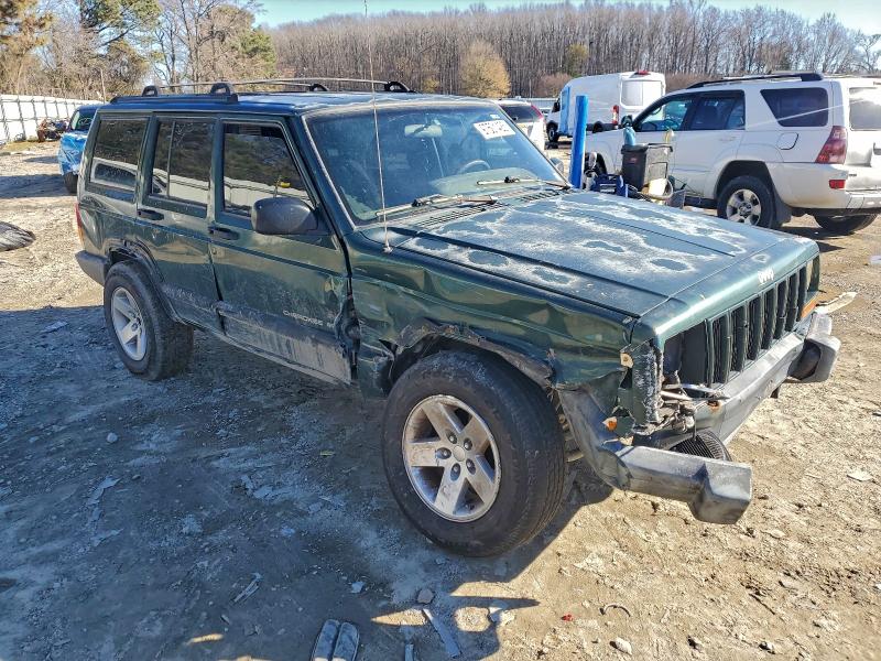 Photo 4 from auction – 2001 JEEP CHEROKEE S with VIN 1J4FF48S11L557516