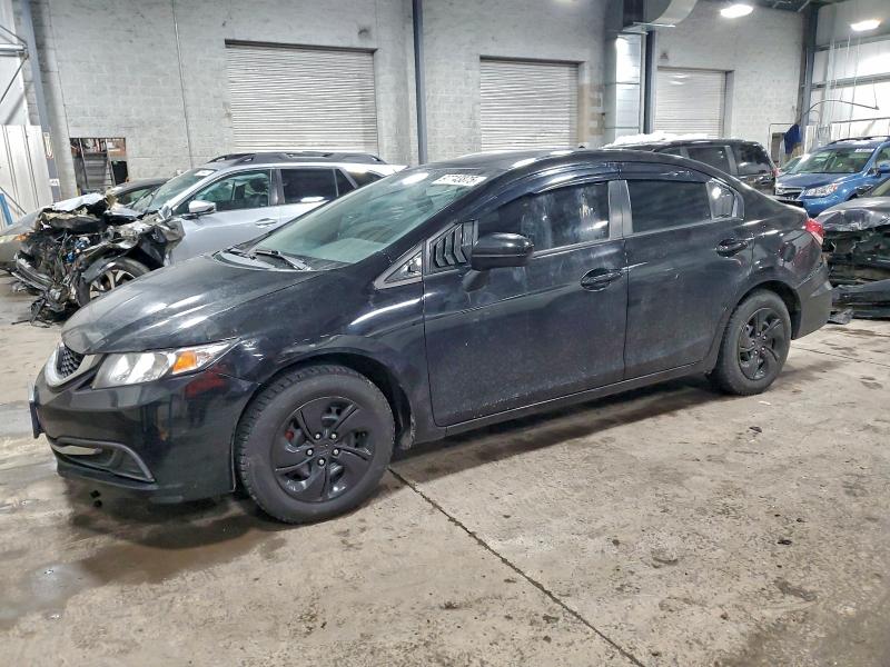 HONDA CIVIC LX 2015 with VIN 19XFB2F51FE235588 - Photo from auction