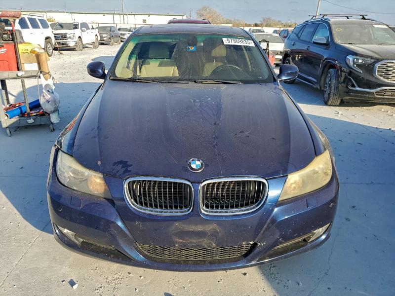 Photo 5 from auction – 2011 BMW 328 I with VIN WBAPH7G53BNN02876