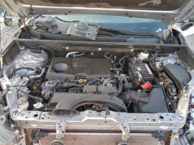 Photo 12 from auction – 2021 TOYOTA RAV4 LE with VIN 2T3F1RFV3MW206669