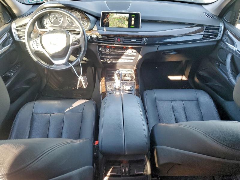 Photo 8 from auction – 2015 BMW X5 XDRIVE3 with VIN 5UXKR0C52F0P12975