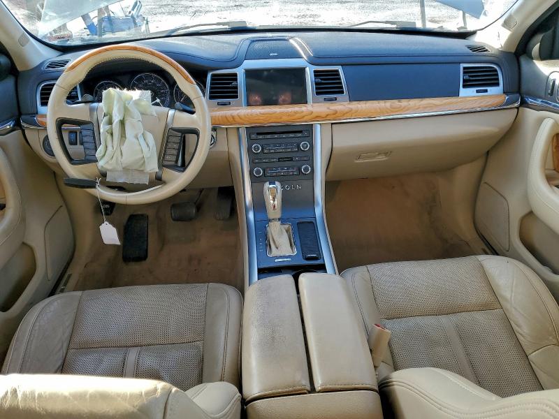 Photo 8 from auction – 2010 LINCOLN MKS with VIN 1LNHL9DR2AG614396