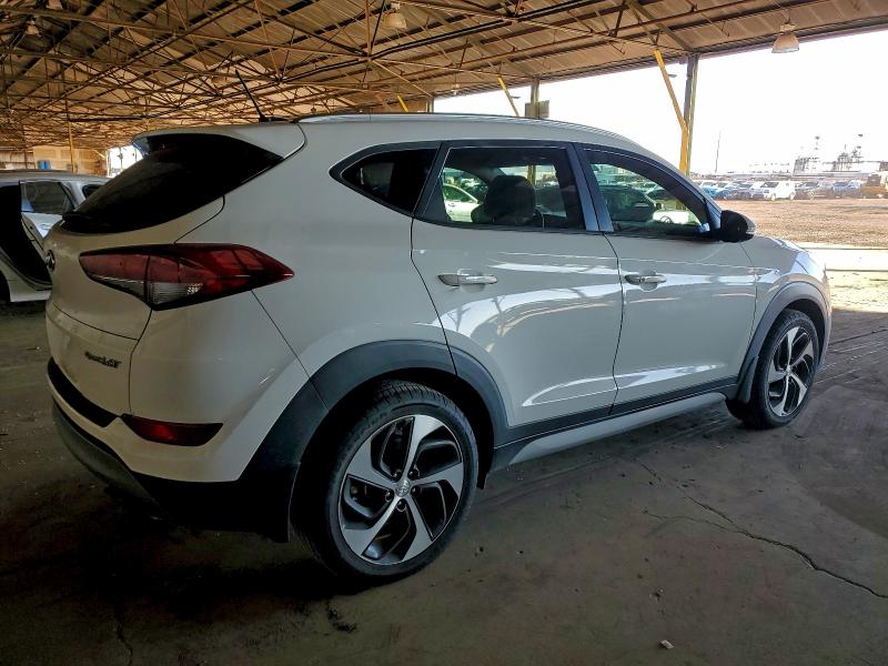 Photo 3 from auction – 2017 HYUNDAI TUCSON with VIN KM8J33A25HU518943