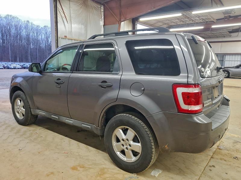 Photo 2 from auction – 2010 FORD ESCAPE XLT with VIN 1FMCU0D70AKC97300