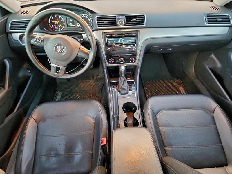 Photo 8 from auction – 2014 VOLKSWAGEN PASSAT S with VIN 1VWAS7A31EC039358