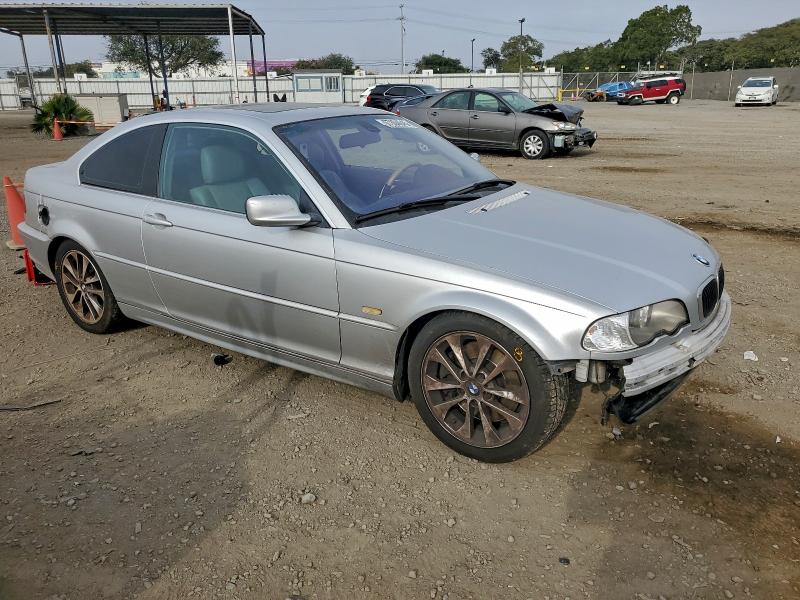 Photo 4 from auction – 2002 BMW 330 with VIN WBABN534X2JU25970