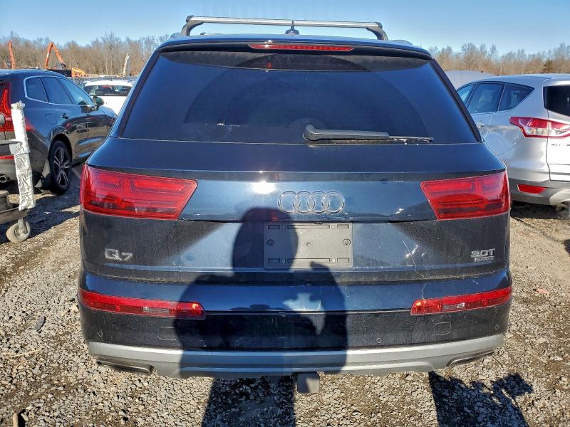 Photo 6 from auction – 2018 AUDI Q7 with VIN WA1LAAF76JD002456