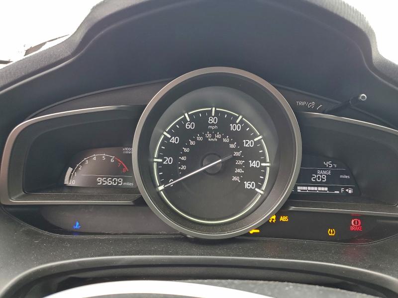 Photo 9 from auction – 2018 MAZDA 3 TOURING with VIN 3MZBN1L35JM177953