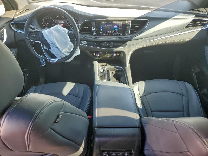 Photo 8 from auction – 2023 BUICK ENCLAVE with VIN 5GAERBKWXPJ103957