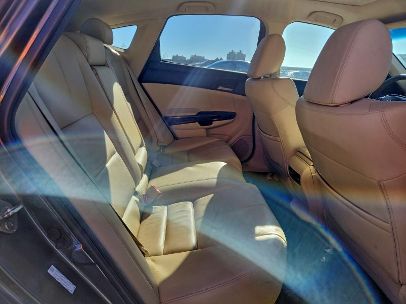 Photo 10 from auction – 2012 HONDA CROSSTOUR with VIN 5J6TF1H50CL006749