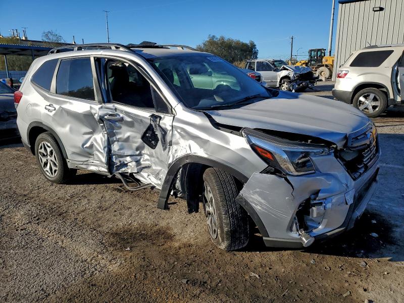 Photo 4 from auction – 2022 SUBARU FORESTER P with VIN JF2SKAEC4NH457321
