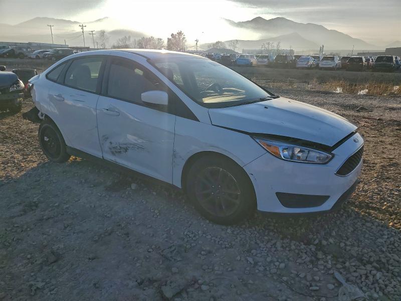 Photo 4 from auction – 2018 FORD FOCUS SE with VIN 1FADP3F25JL304356