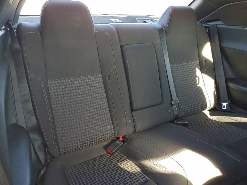 Photo 10 from auction – 2015 DODGE CHALLENGER with VIN 2C3CDZAG2FH773840
