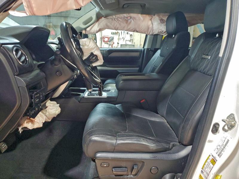 Photo 7 from auction – 2014 TOYOTA TUNDRA with VIN 5TFAY5F14EX412401