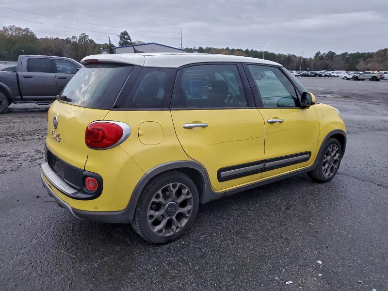 Photo 3 from auction – 2014 FIAT 500L TREKK with VIN ZFBCFADH4EZ014166
