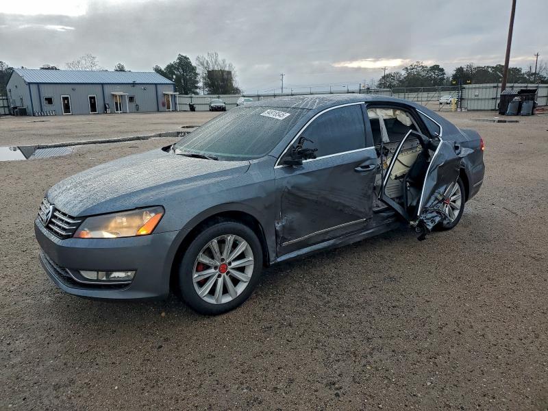 VOLKSWAGEN PASSAT SEL 2013 with VIN 1VWCH7A34DC075406 - Photo from auction