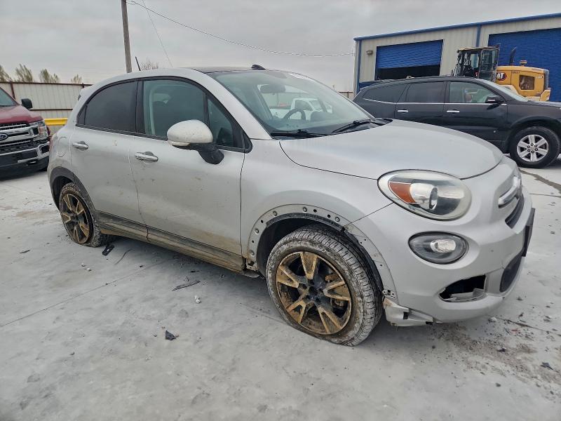 Zdjęcie 4 z aukcji – 2016 FIAT 500X z VIN ZFBCFXBT1GP347840
