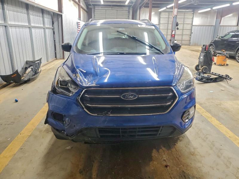 Photo 5 from auction – 2018 FORD ESCAPE SE with VIN 1FMCU0GD4JUB19976