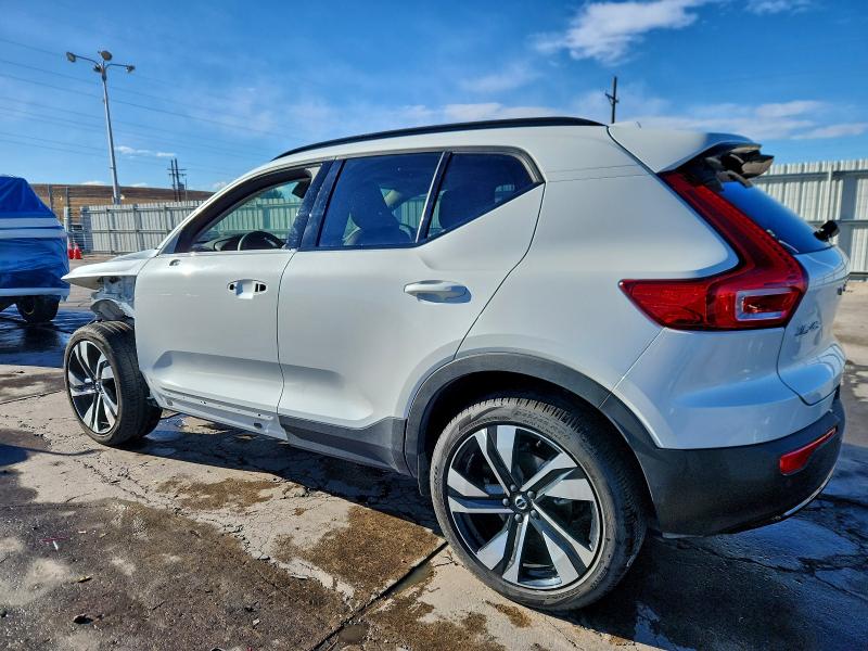 Photo 2 from auction – 2023 VOLVO XC40 PLUS with VIN YV4L12UW6P2108509