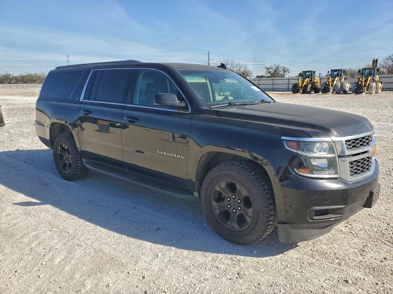 Photo 4 from auction – 2016 CHEVROLET SUBURBAN C with VIN 1GNSCHKC2GR123771
